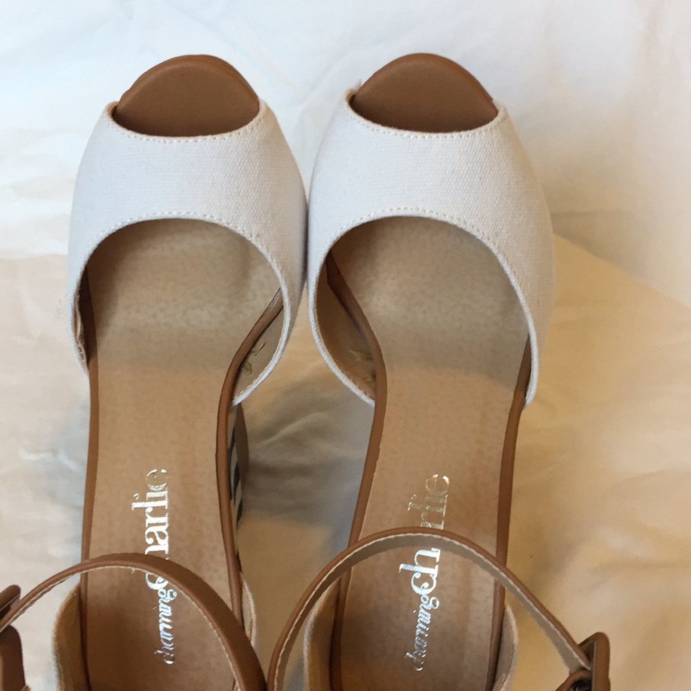 Wedge Shoe - Picture 3 of 4